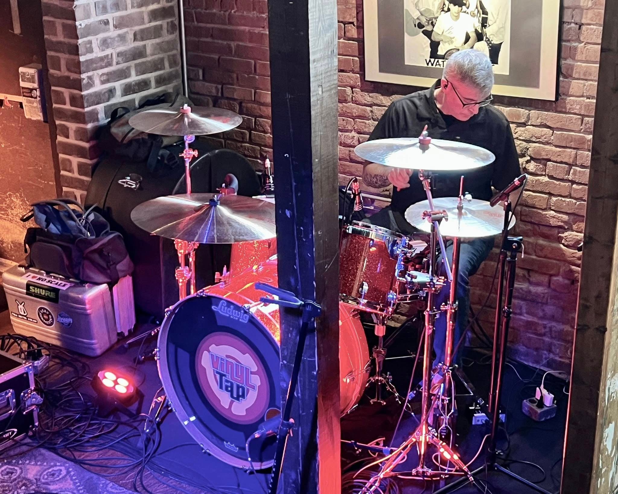 Kelleher's Irish Pub - Photo 7