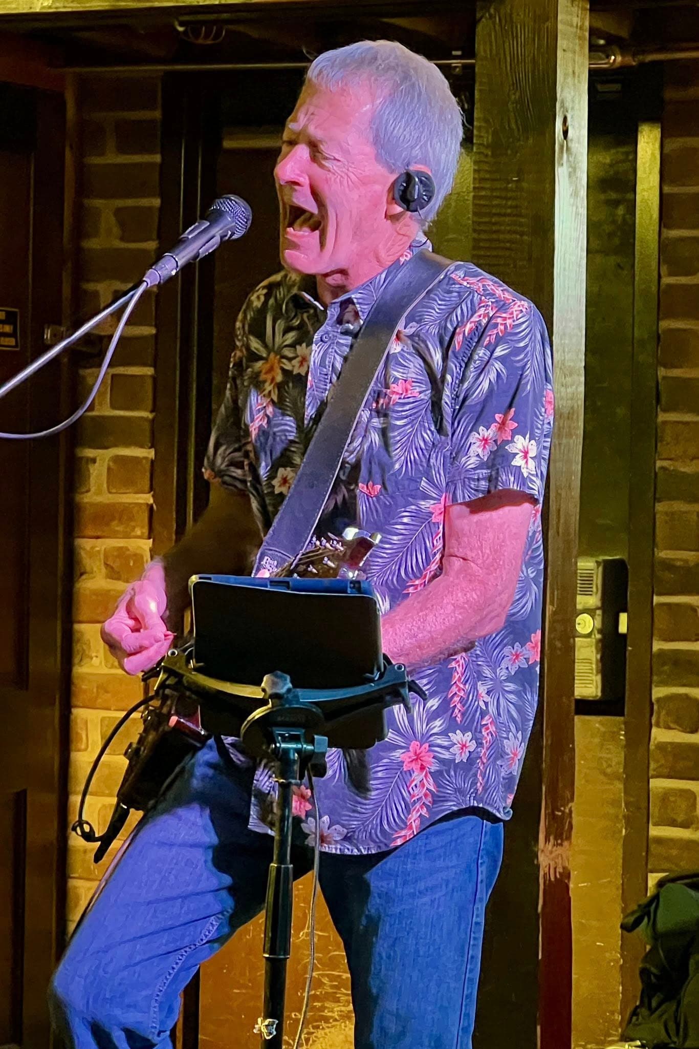 Kelleher's Irish Pub - Photo 14