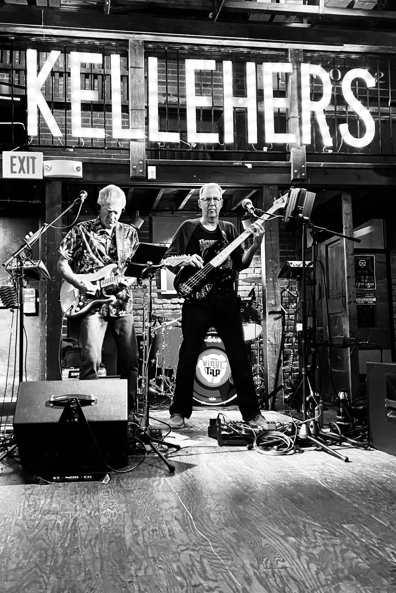 Kelleher's Irish Pub - Photo 17